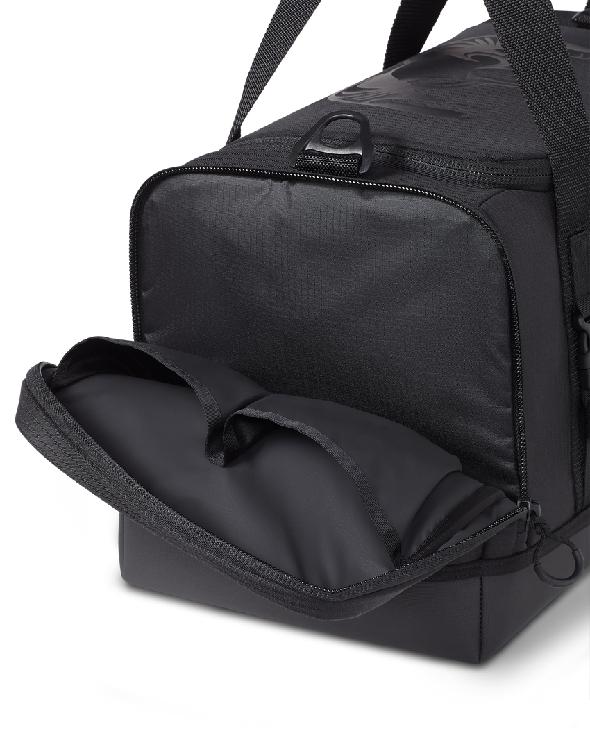 Distance Duffel | Black